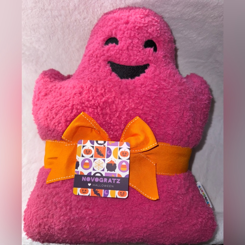 Set of 2 His & Her Ghost Pillows